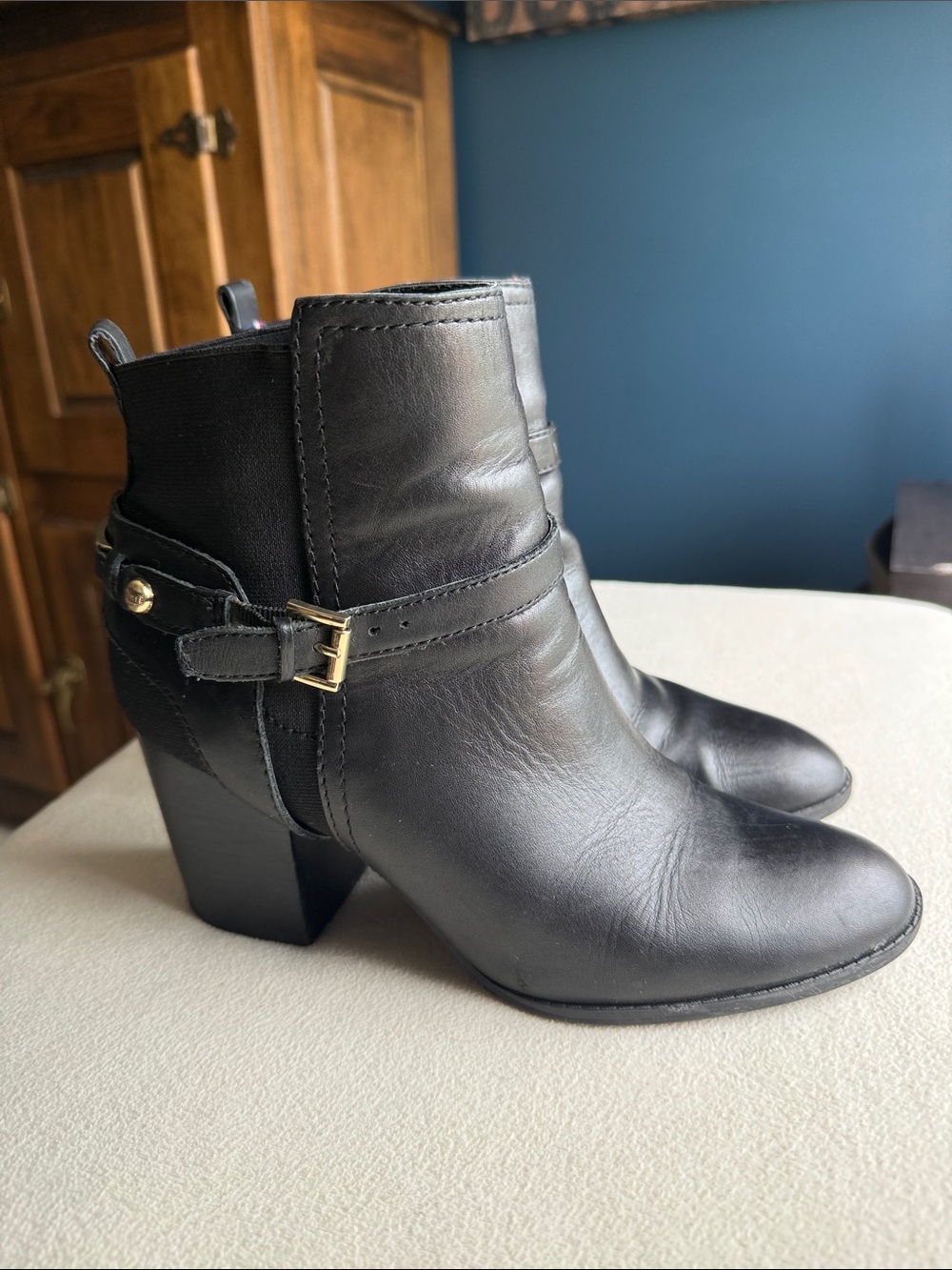 Tommy Hilfiger Black Leather Ankle Boots with Block Heel, Sz 10